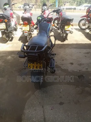 Honda CB 2024 Blue