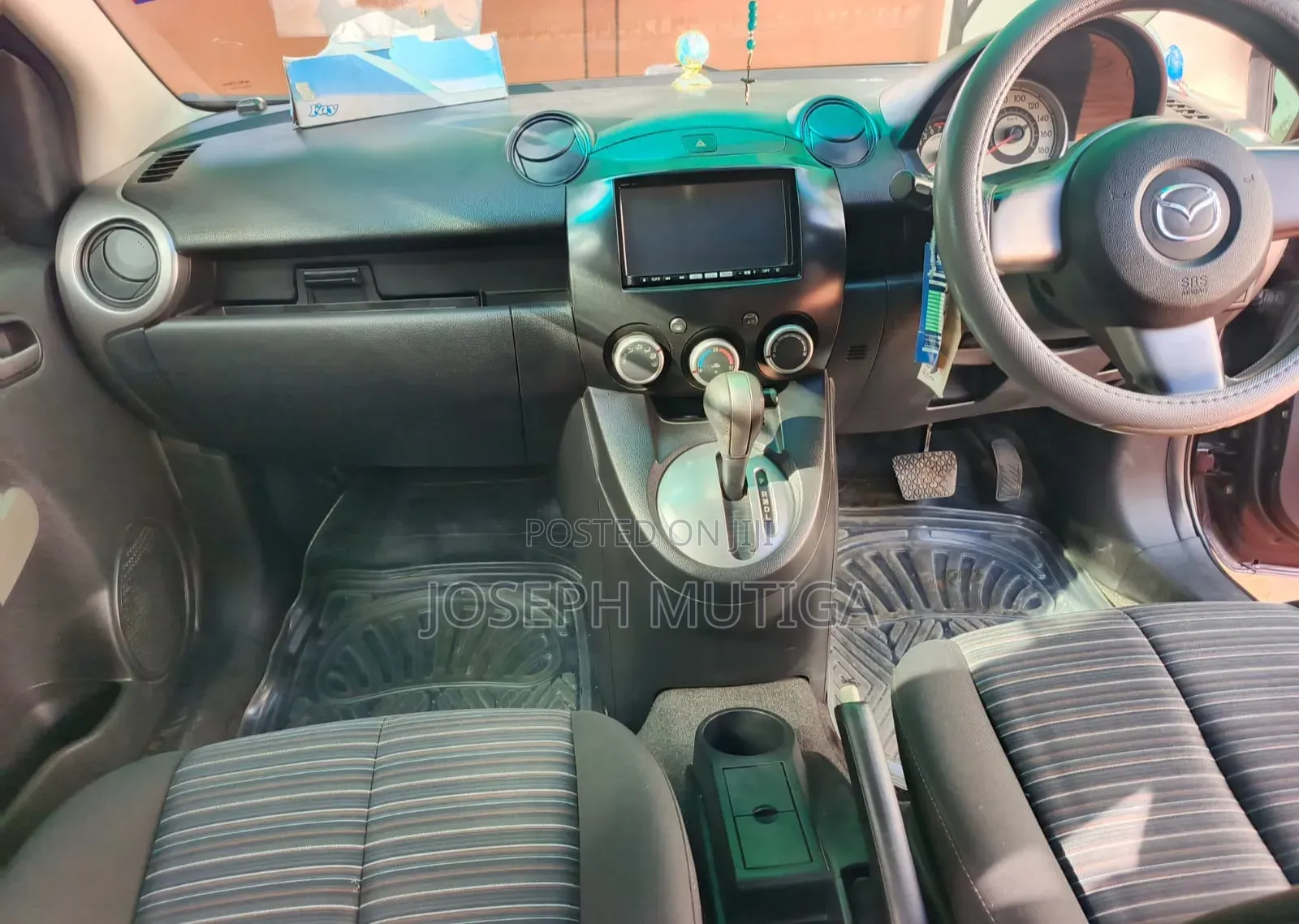 Mazda Demio 2011