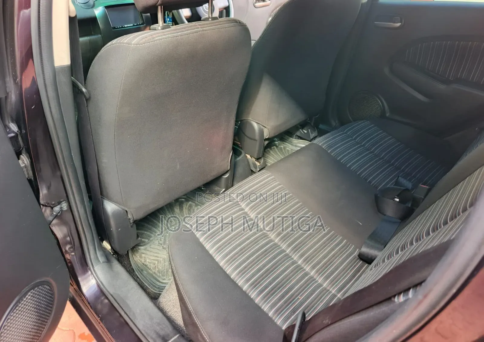 Mazda Demio 2011