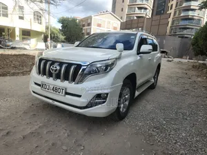 Toyota Land Cruiser Prado 2016 White