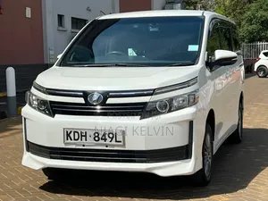 Toyota Voxy 2016 White