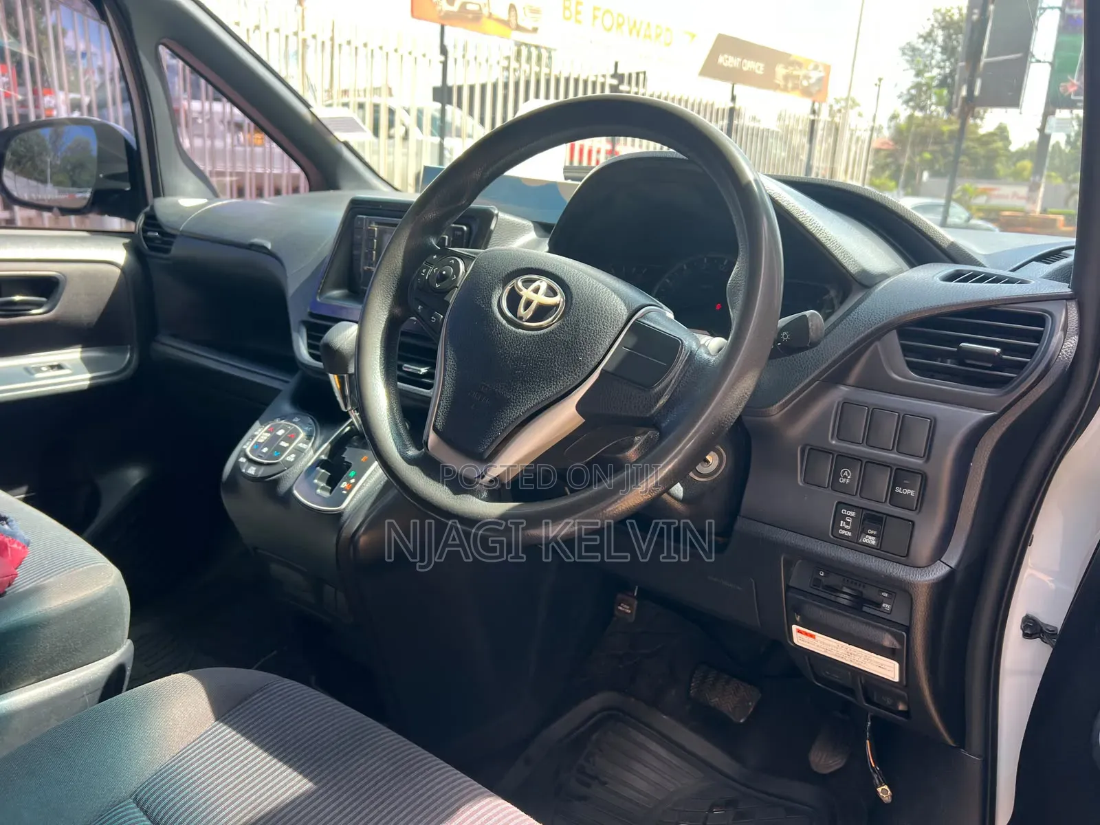 Toyota Voxy 2016 White