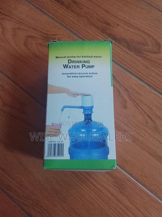 Manual Drinking Water Pump for 20L Water Bottles