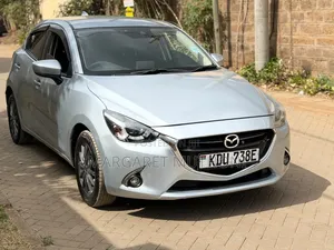 Mazda Demio 2019 Silver