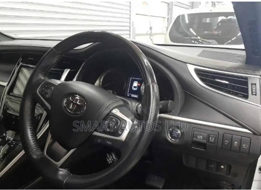 Toyota Harrier Progress 2019