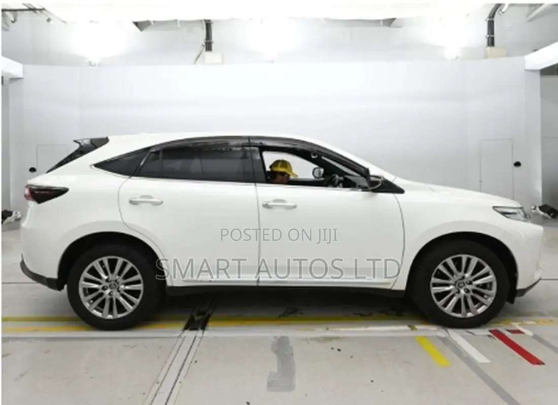 Toyota Harrier Progress 2019