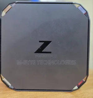 Desktop Computer HP Z2 16GB Intel Xeon SSD 512GB