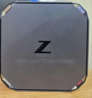 Desktop Computer HP Z2 16GB Intel Xeon SSD 512GB