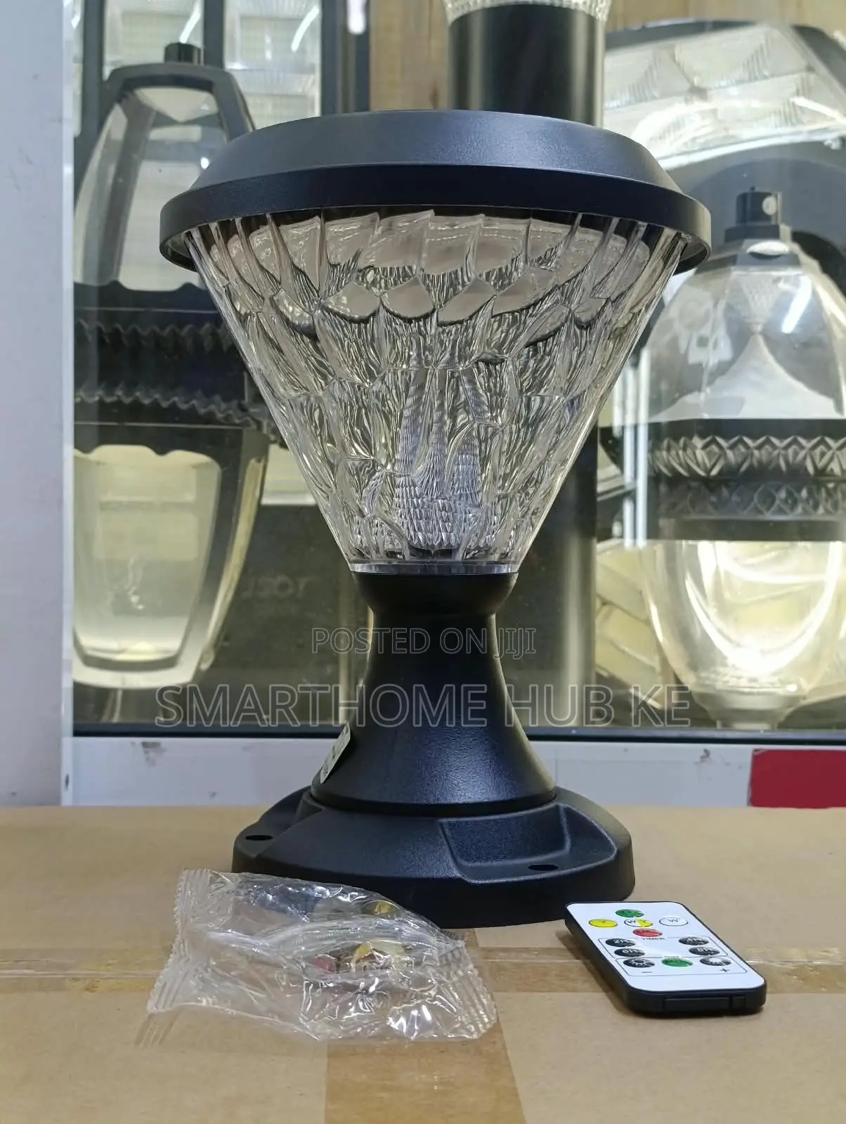 Round Big Solar Gate Pillar Light