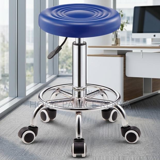 Kitchen Stool; Modern Swivel Kitchen Stool With Adjustable Height - main view