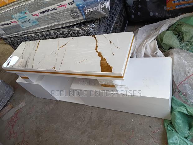 TV Stand Instabull - thumbnail 2