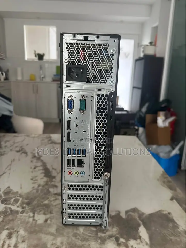 Server Lenovo 8GB Intel Core i5 HDD 500GB