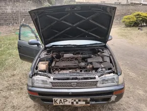 Toyota Corolla 1998 Silver