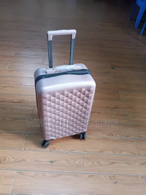 Medium Fiber Traveling Suitcase
