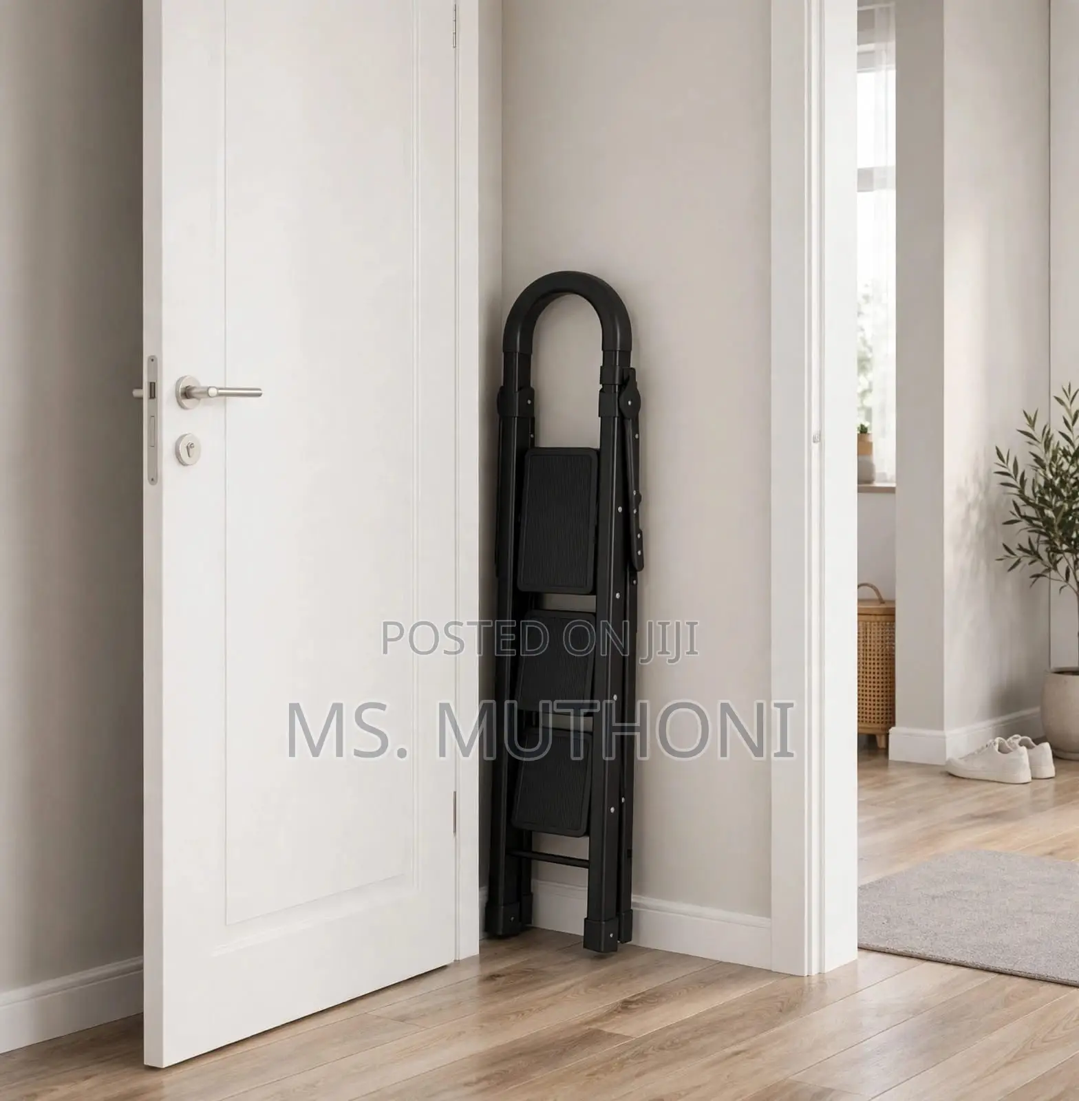  4-Step Folding Safety Ladder (Black )