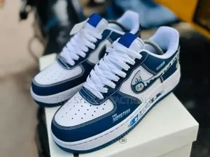 Original Legit Unisex Nike Sneakers