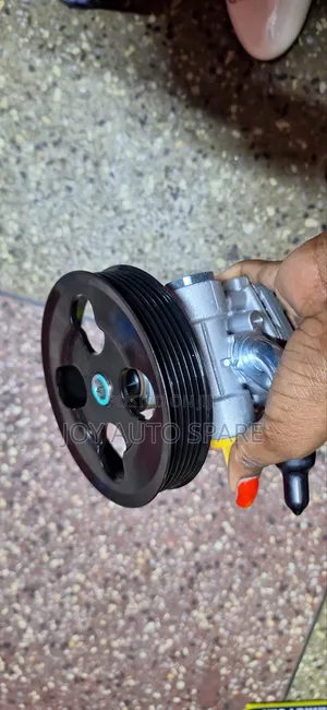 Suzuki Escudo/Grand Vitara J24a Steering Pump