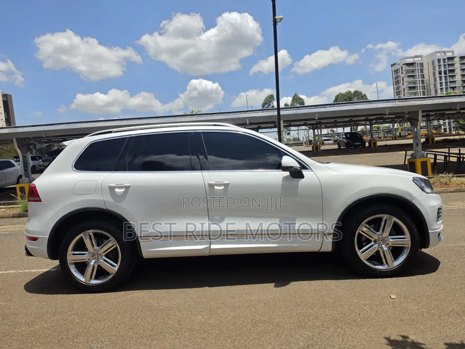 Volkswagen Touareg TDI Executive 2012 White