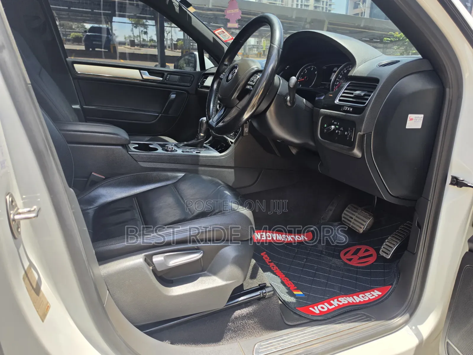 Volkswagen Touareg TDI Executive 2012 White