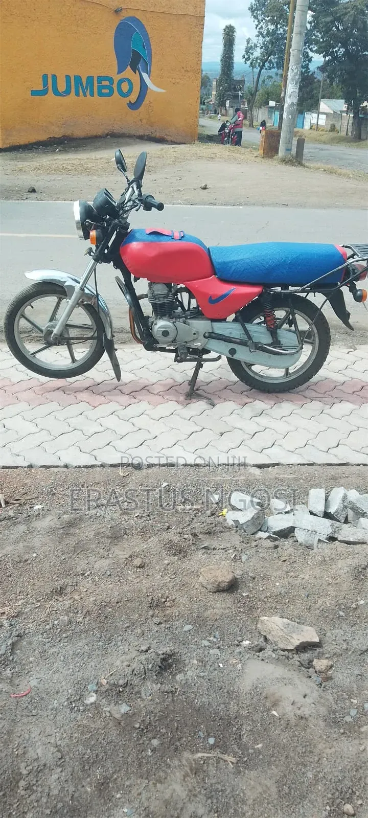 Bajaj Boxer 2024 Red