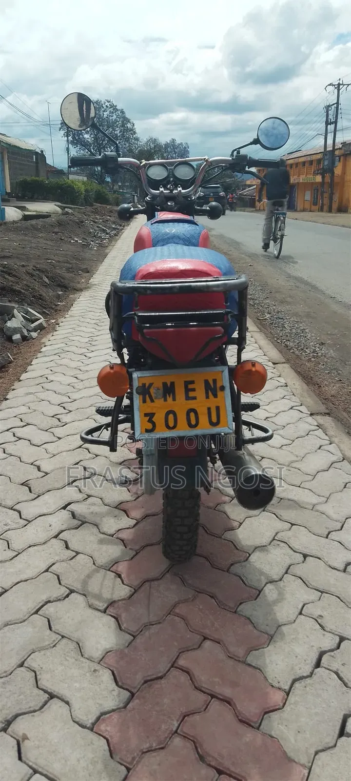 Bajaj Boxer 2024 Red