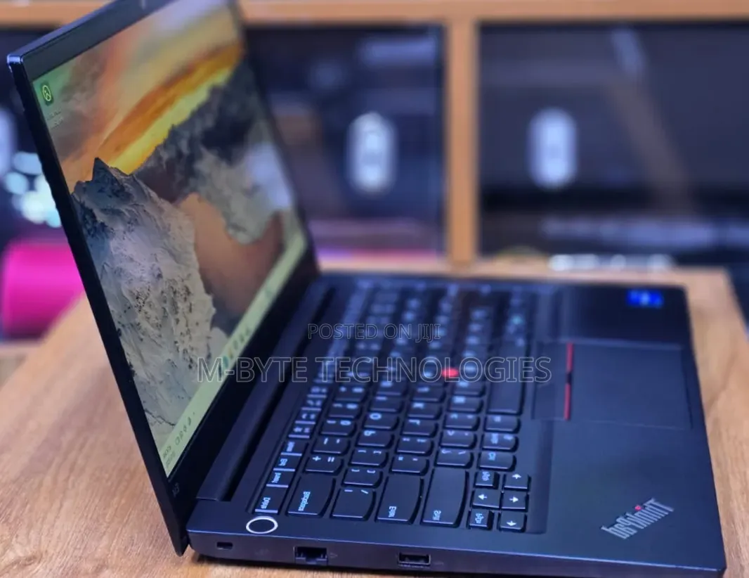 Laptop Lenovo ThinkPad E14 Gen 2 16GB Intel Core i5 SSD 256GB