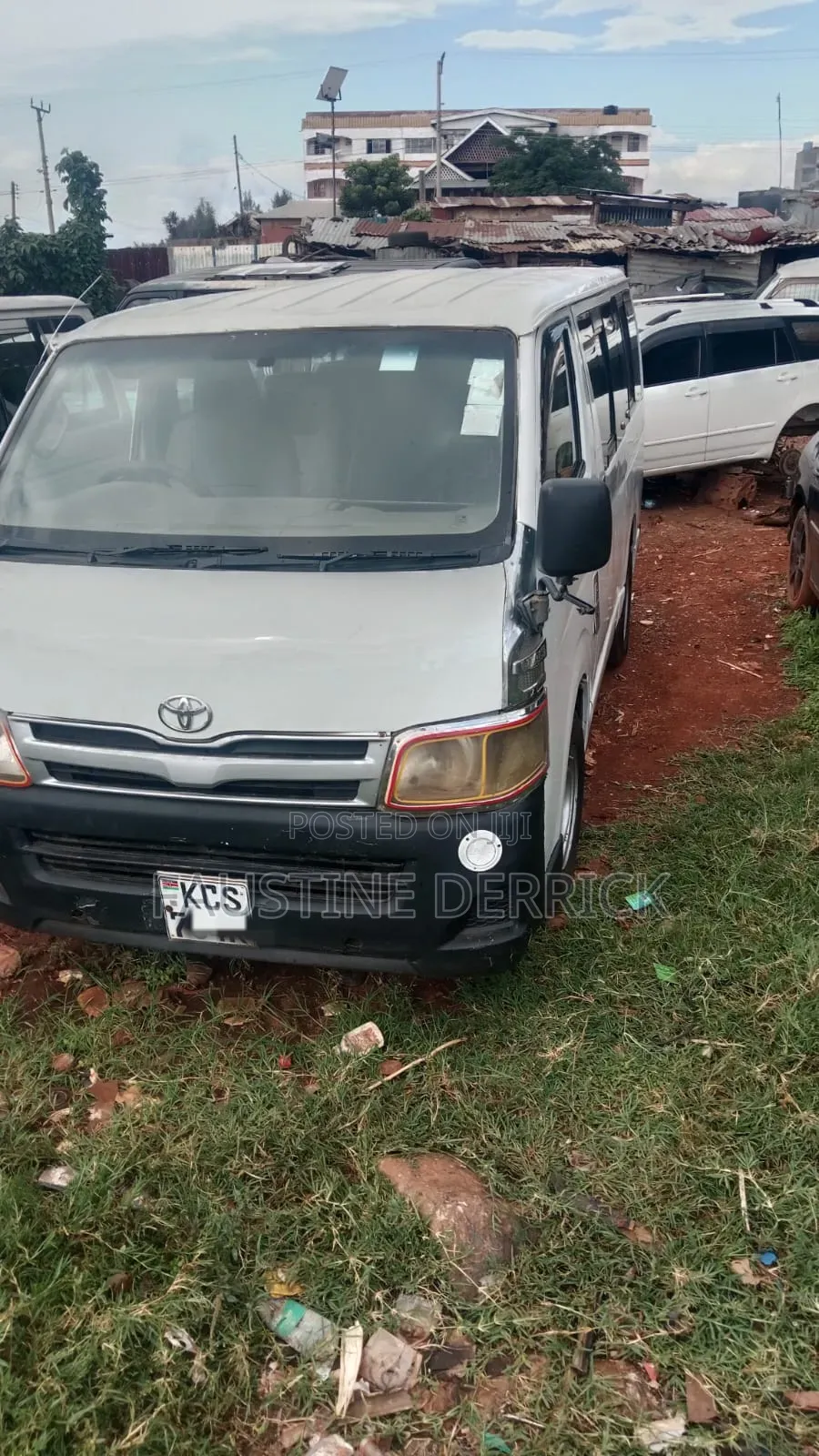 Toyota HiAce 2012 White