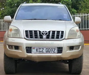 Toyota Land Cruiser 2008 Gold