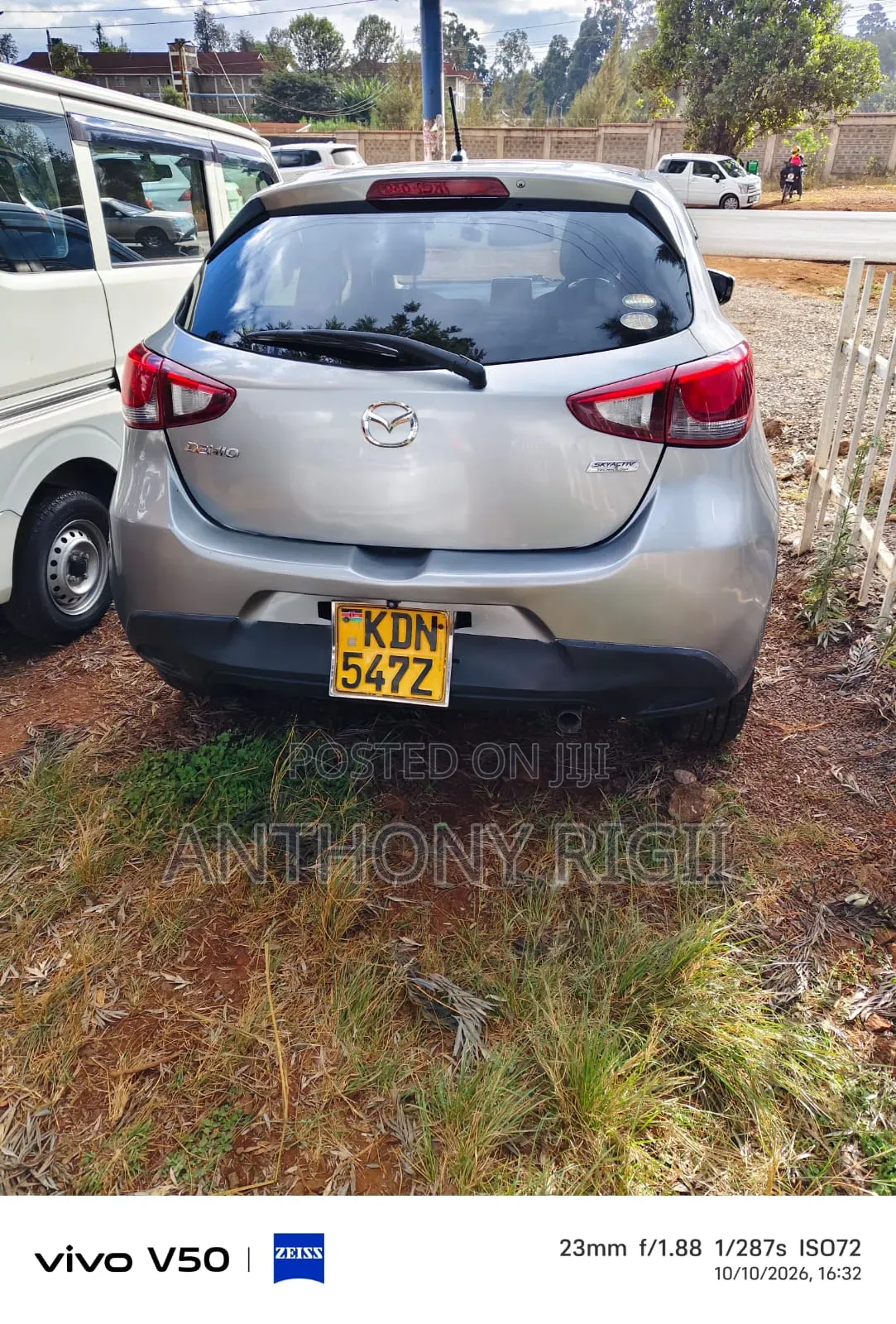 Mazda Demio 2016 Silver