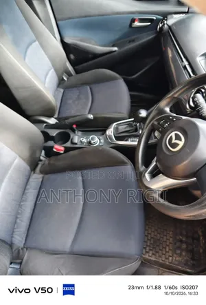 Mazda Demio 2016 Silver