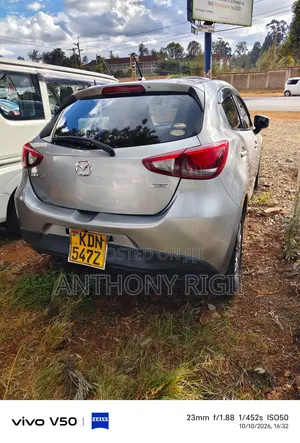 Mazda Demio 2016 Silver
