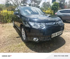 Mitsubishi Outlander 2014 Black