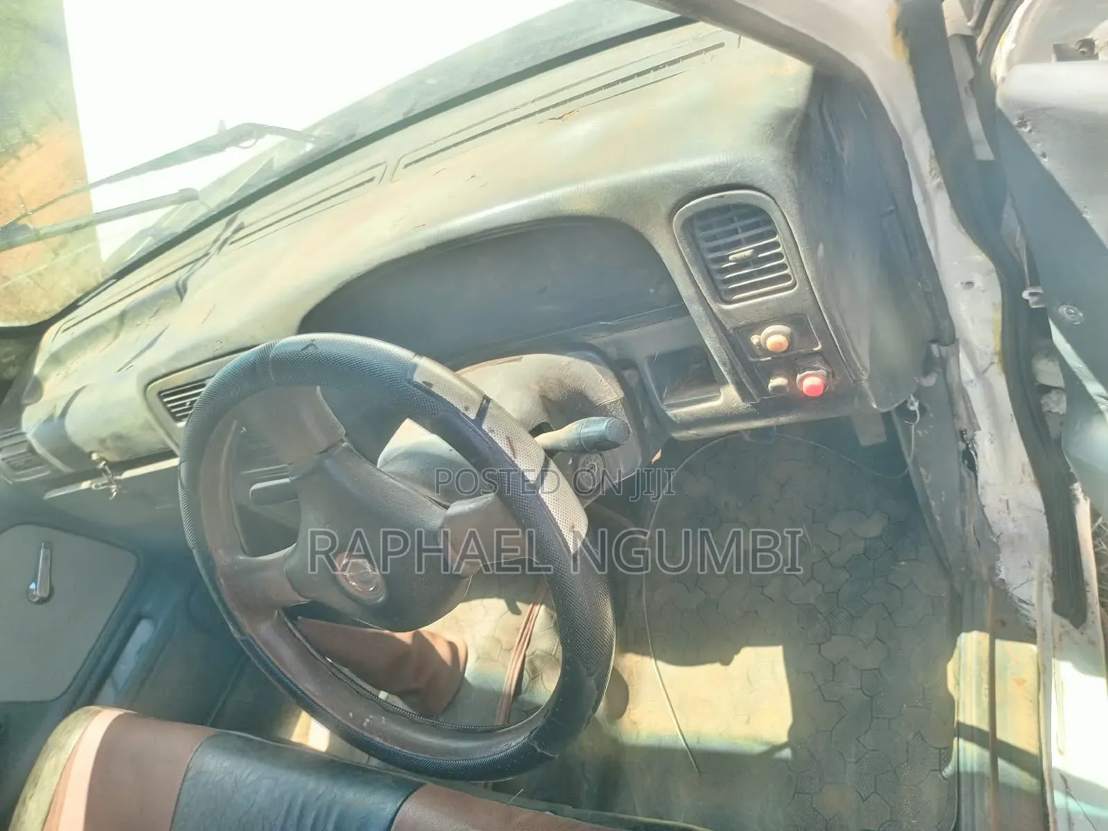 Nissan Hardbody 2002 White