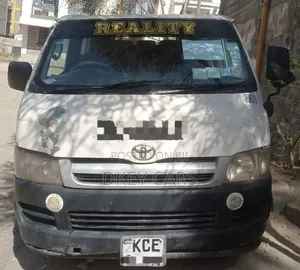 Toyota HiAce 2009 White