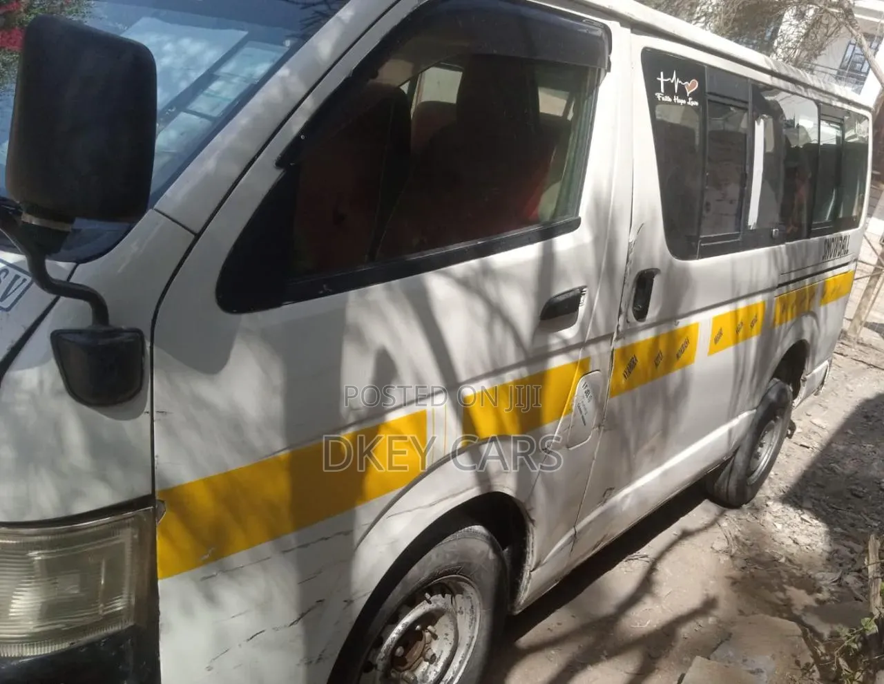 Toyota HiAce 2009 White