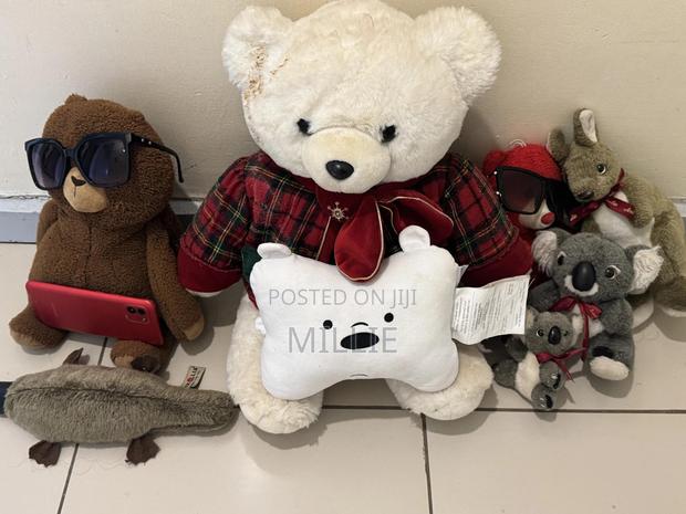 Teddy Bears on Sale - main view