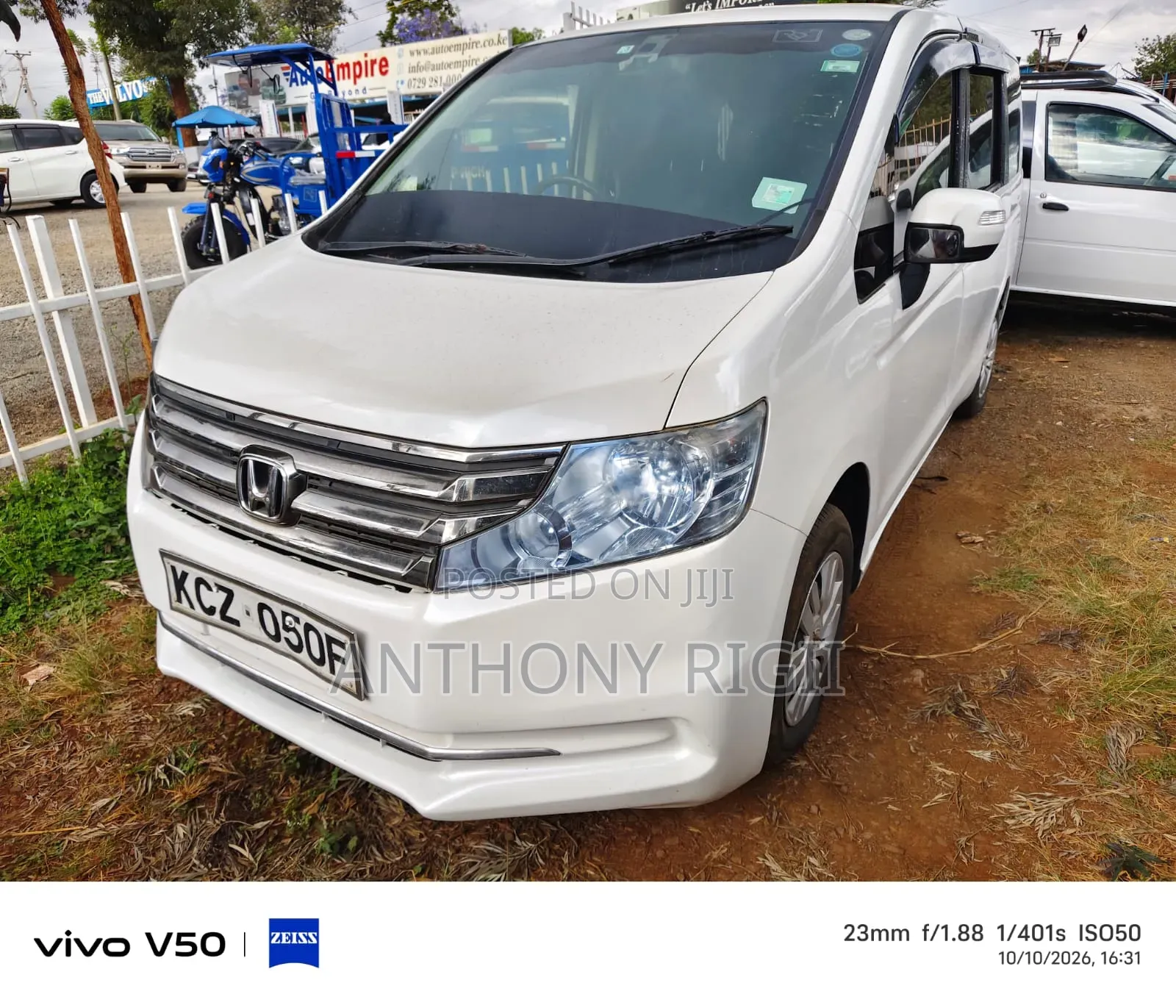 Honda Stepwgn 2013 White