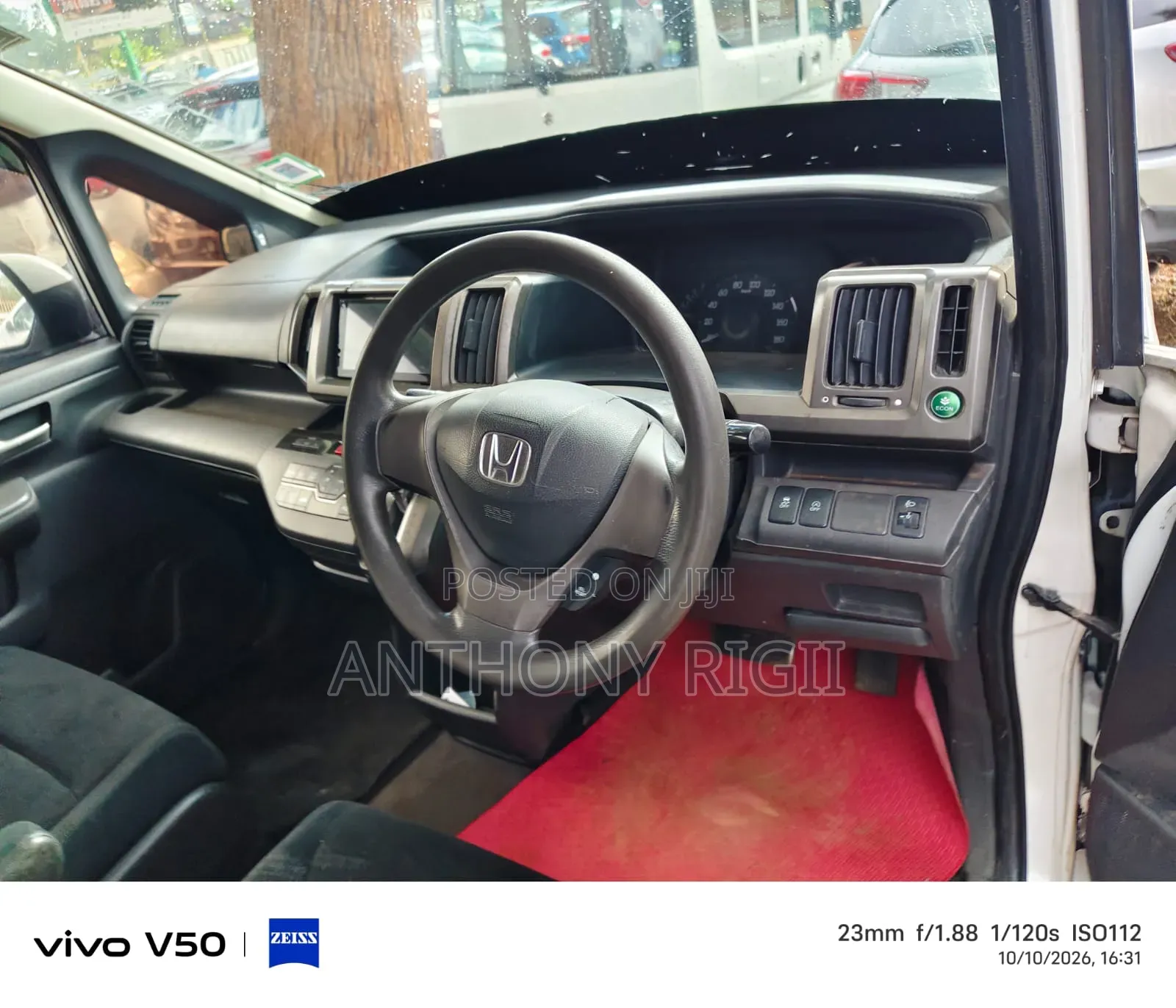Honda Stepwgn 2013 White