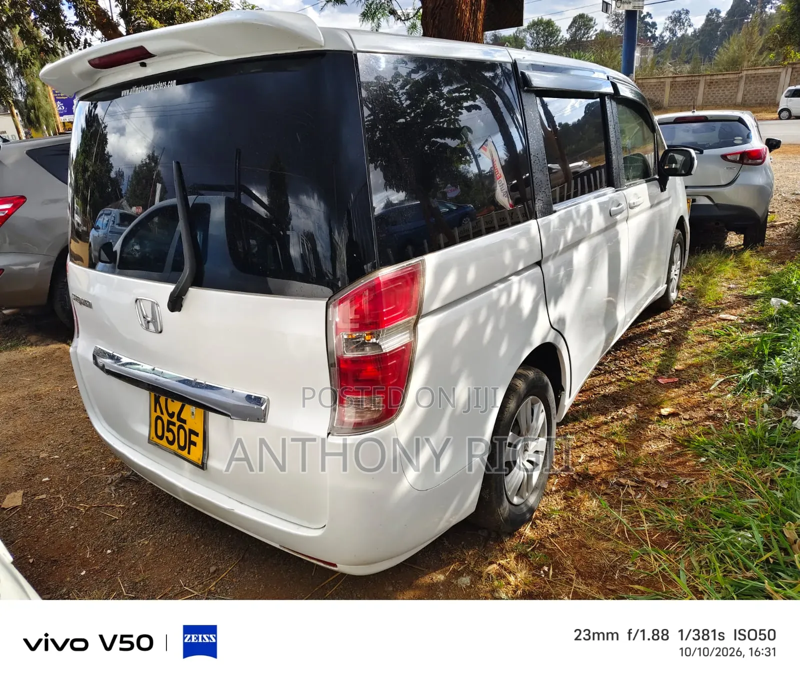 Honda Stepwgn 2013 White