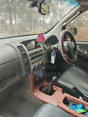 Nissan Navara 2005 Silver