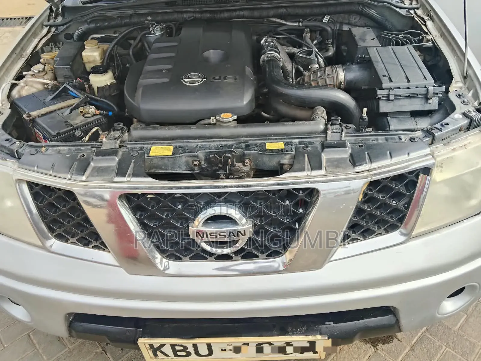 Nissan Navara 2005 Silver