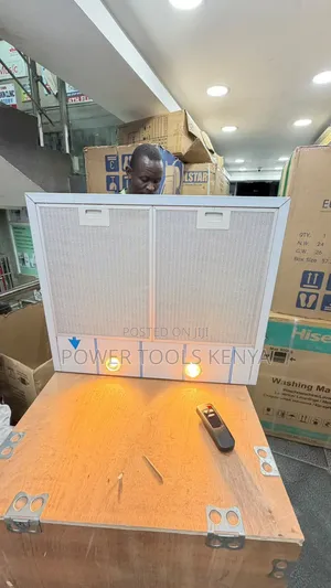 Under-Cabinet / Built-Under Kitchen Range Hood