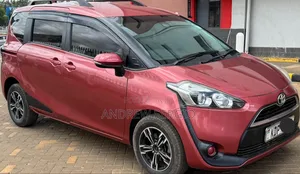 Toyota Sienta 2017 Burgundy