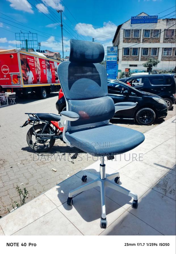 Posture-Correction Chair - main view