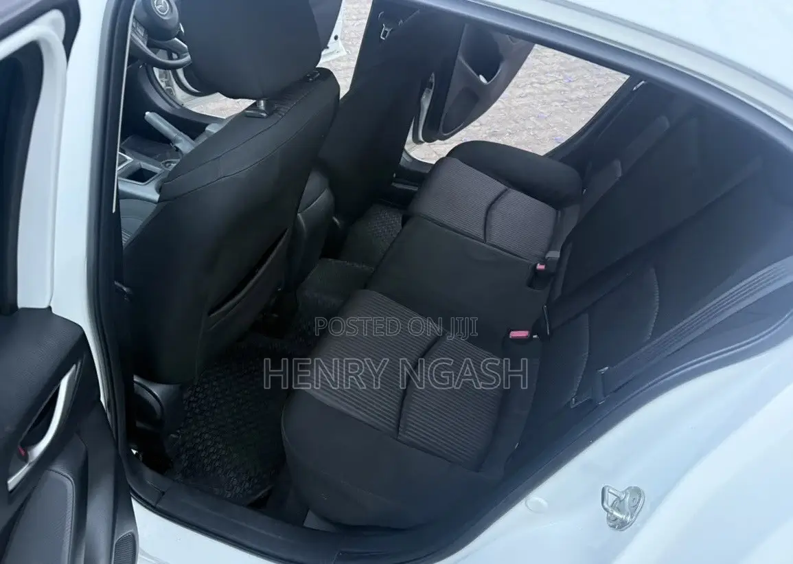 Mazda Axela 2015 White