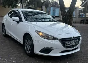 Mazda Axela 2015 White