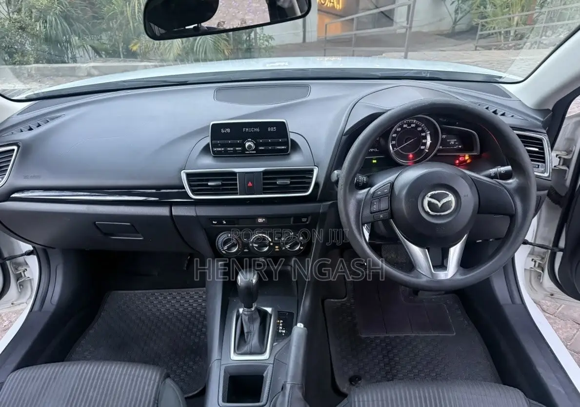 Mazda Axela 2015 White