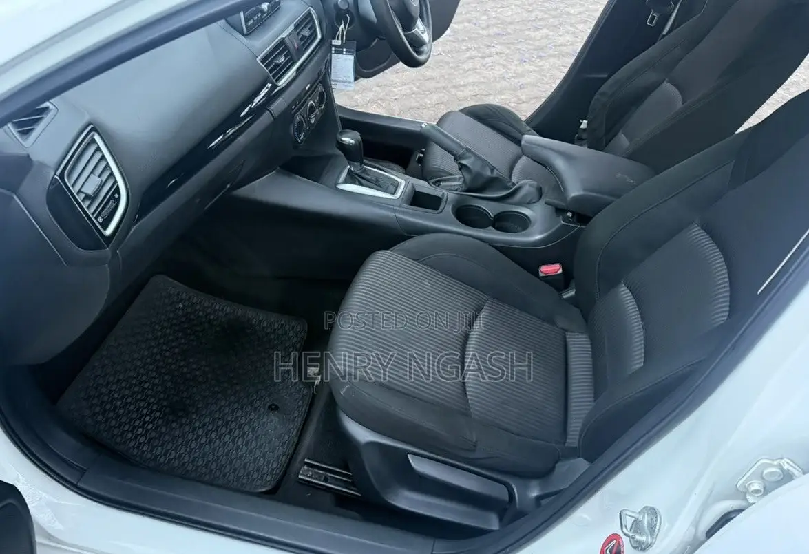 Mazda Axela 2015 White