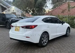 Mazda Axela 2015 White
