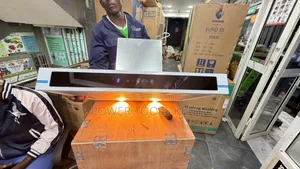 Under-Cabinet / Built-Under Kitchen Range Hood